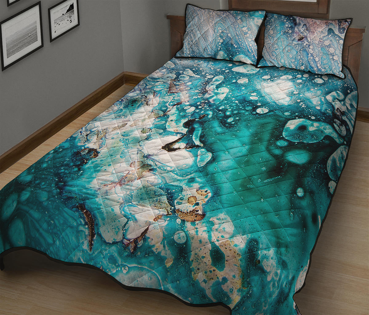 Blue Ocean Acid Melt Print Quilt Bed Set