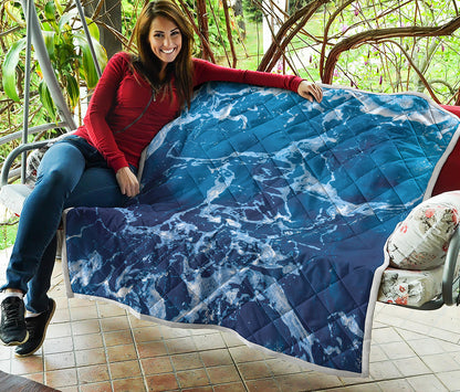 Blue Ocean Print Quilt