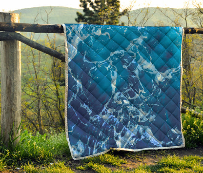 Blue Ocean Print Quilt