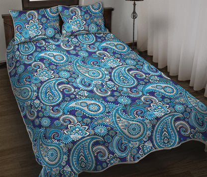 Blue Paisley Pattern Print Quilt Bed Set