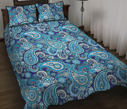 Blue Paisley Pattern Print Quilt Bed Set