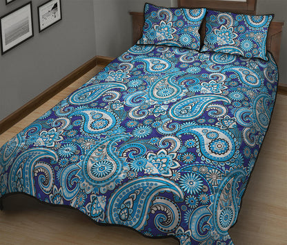 Blue Paisley Pattern Print Quilt Bed Set