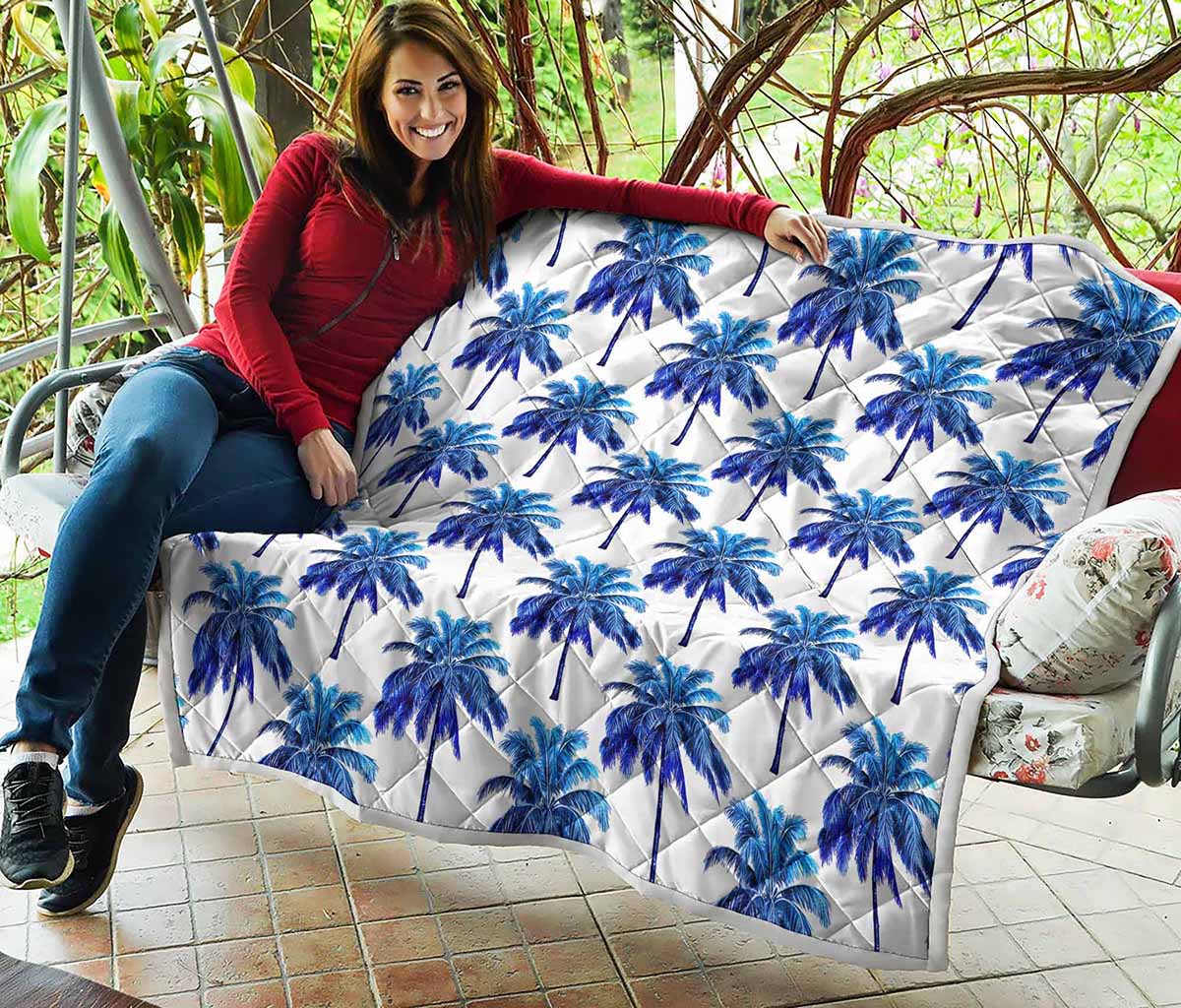 Blue Palm Tree Pattern Print Quilt