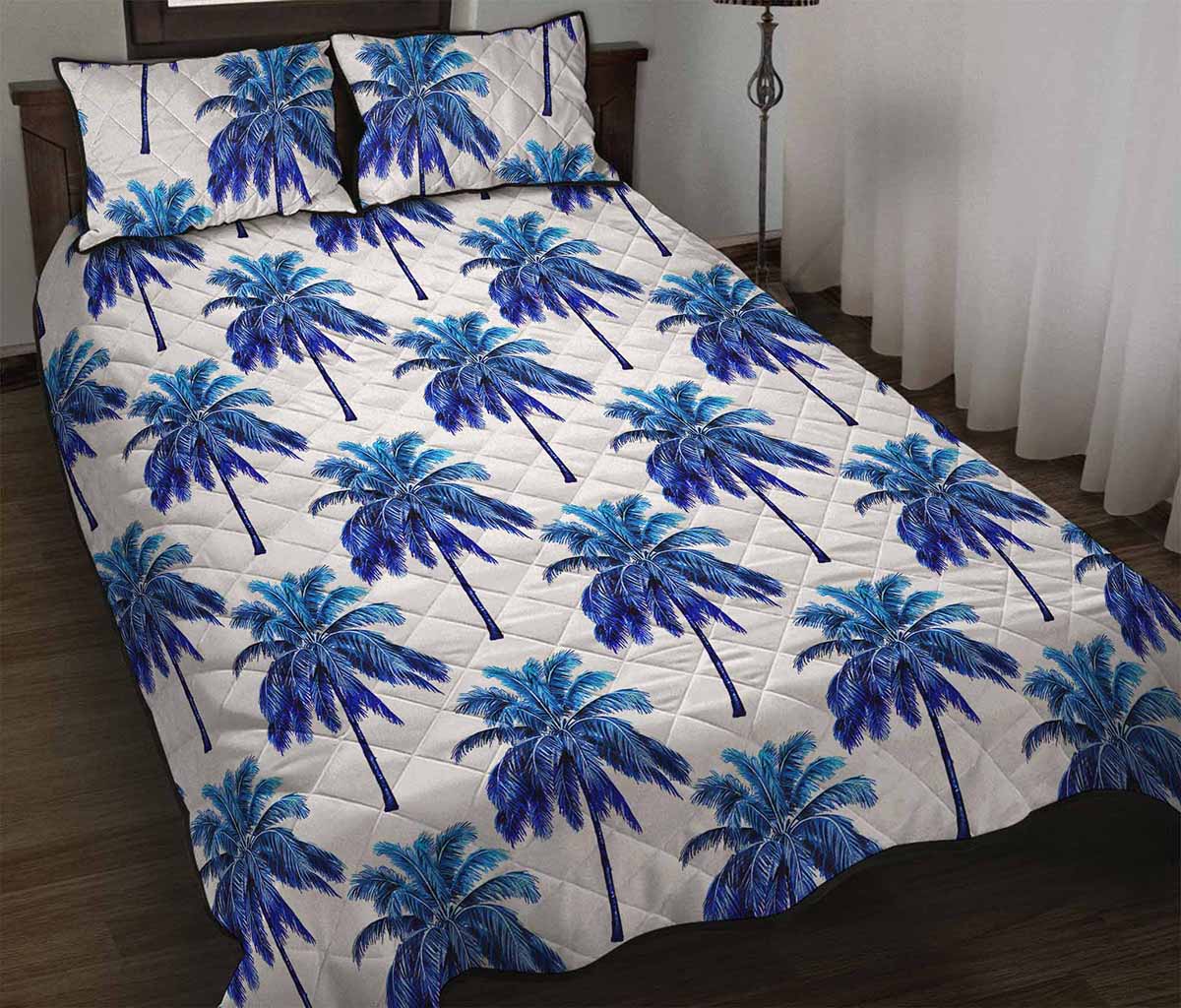 Blue Palm Tree Pattern Print Quilt Bed Set