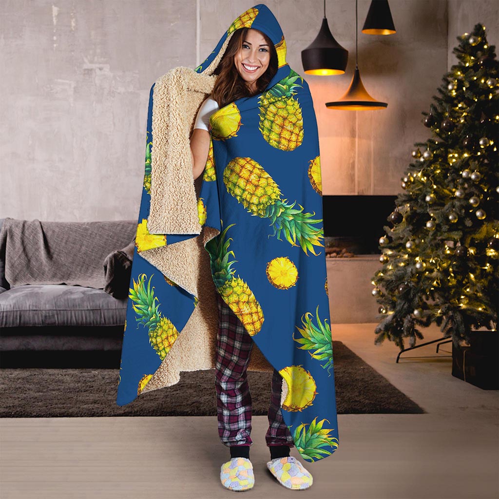 Blue Pineapple Pattern Print Hooded Blanket