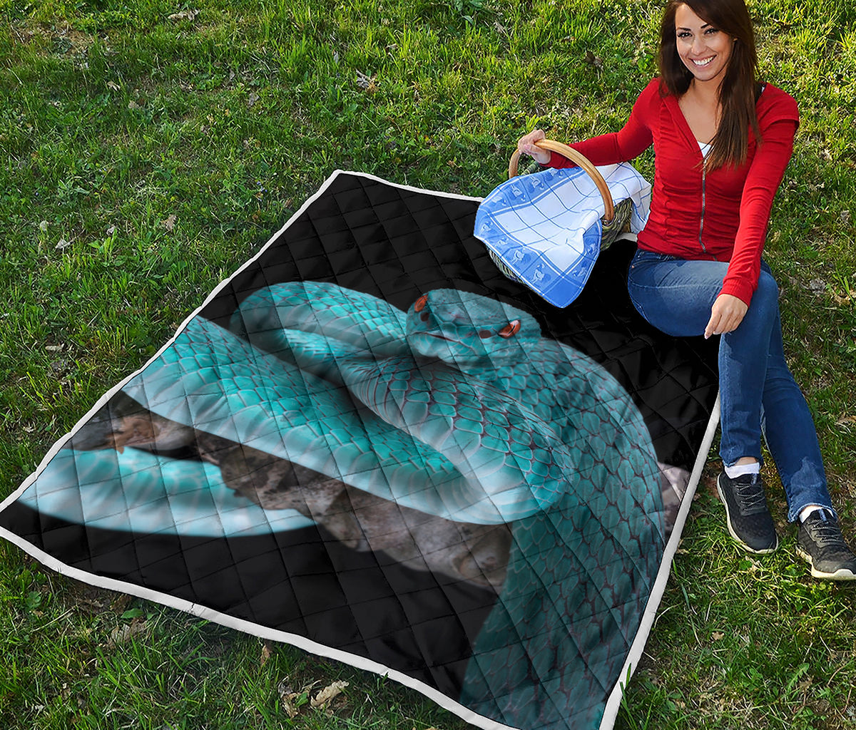 Blue Pit Viper Snake Print Quilt