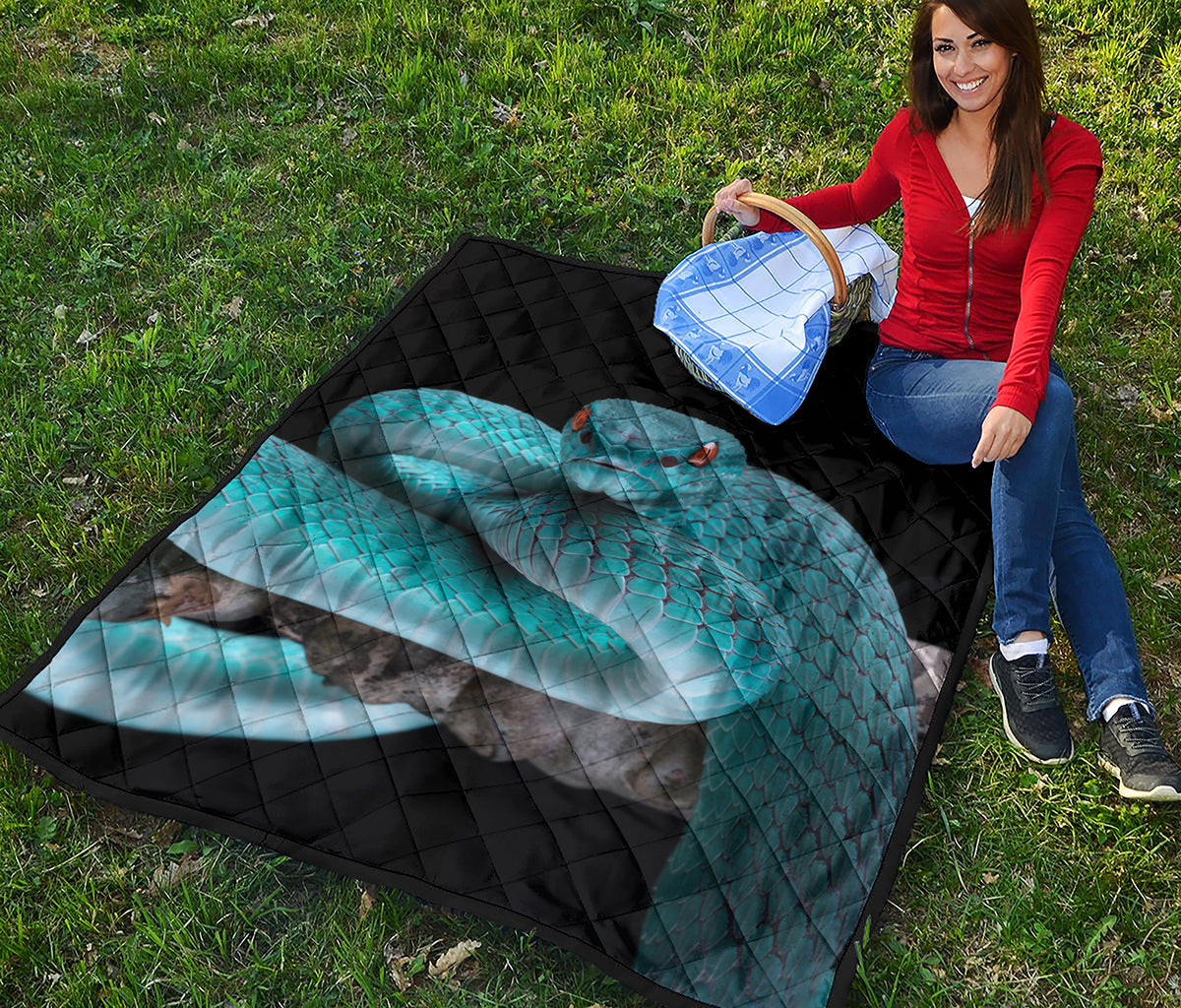 Blue Pit Viper Snake Print Quilt