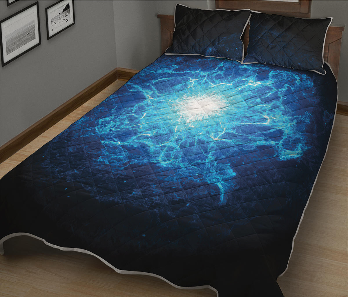 Blue Plasma Energy Print Quilt Bed Set