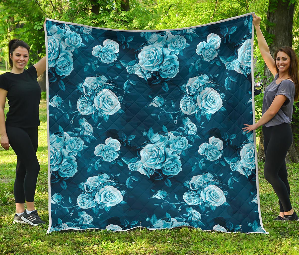 Blue Rose Floral Flower Pattern Print Quilt