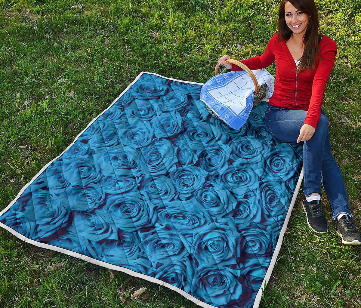 Blue Rose Print Quilt