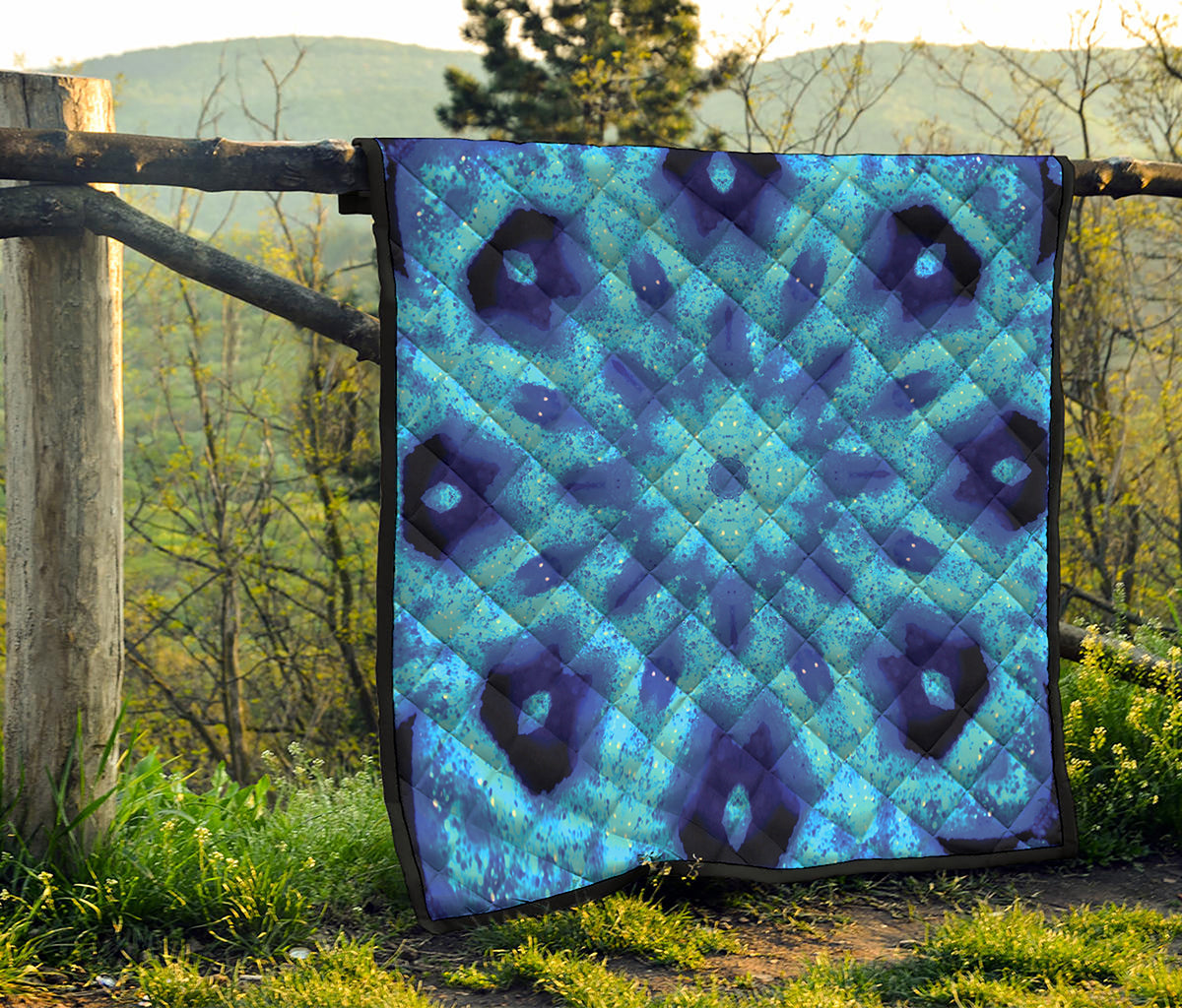 Blue Snowflake Kaleidoscope Print Quilt