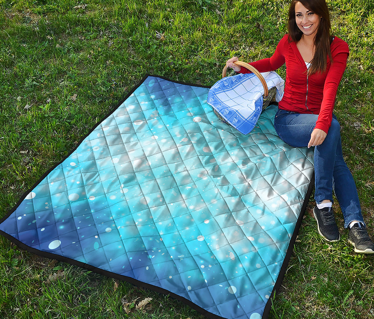 Blue Sparkle Light Print Quilt