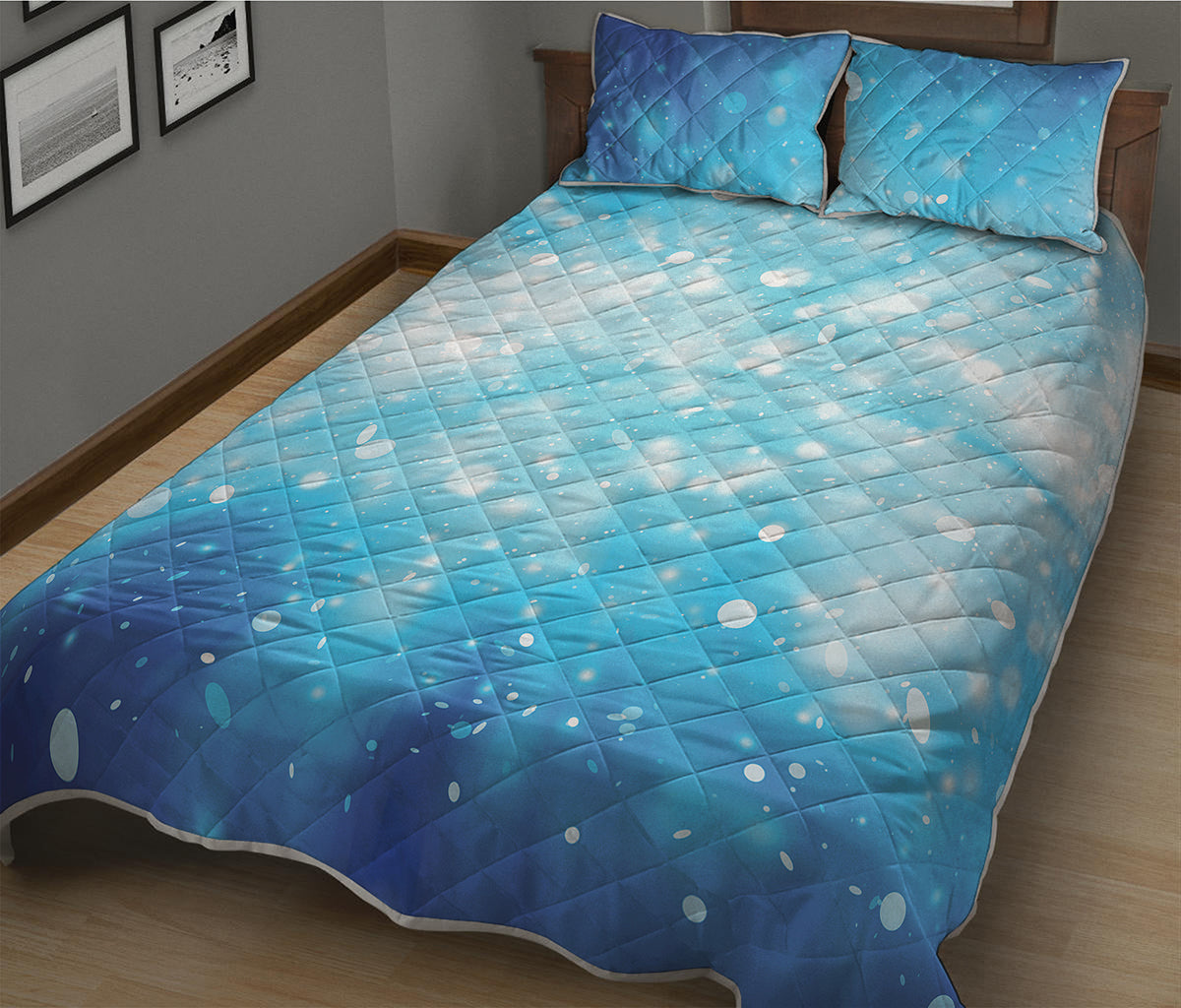 Blue Sparkle Light Print Quilt Bed Set