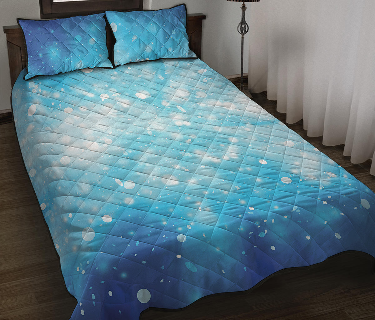 Blue Sparkle Light Print Quilt Bed Set