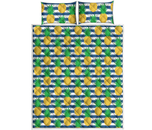 Blue Striped Pineapple Pattern Print Quilt Bed Set