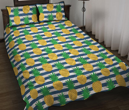 Blue Striped Pineapple Pattern Print Quilt Bed Set