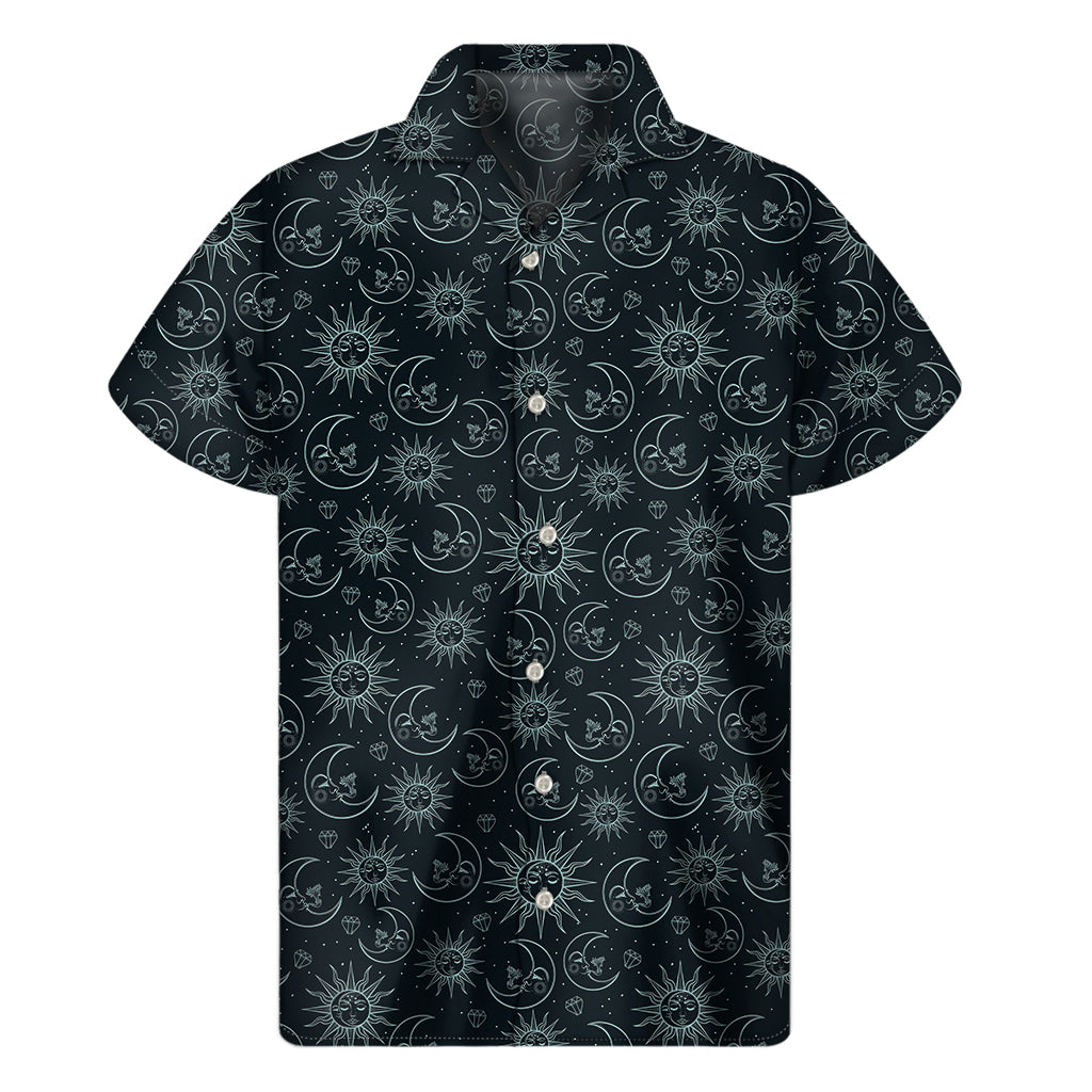 Blue Sun And Moon Pattern Print Men's Short Sleeve Shirt