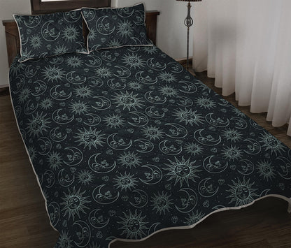 Blue Sun And Moon Pattern Print Quilt Bed Set