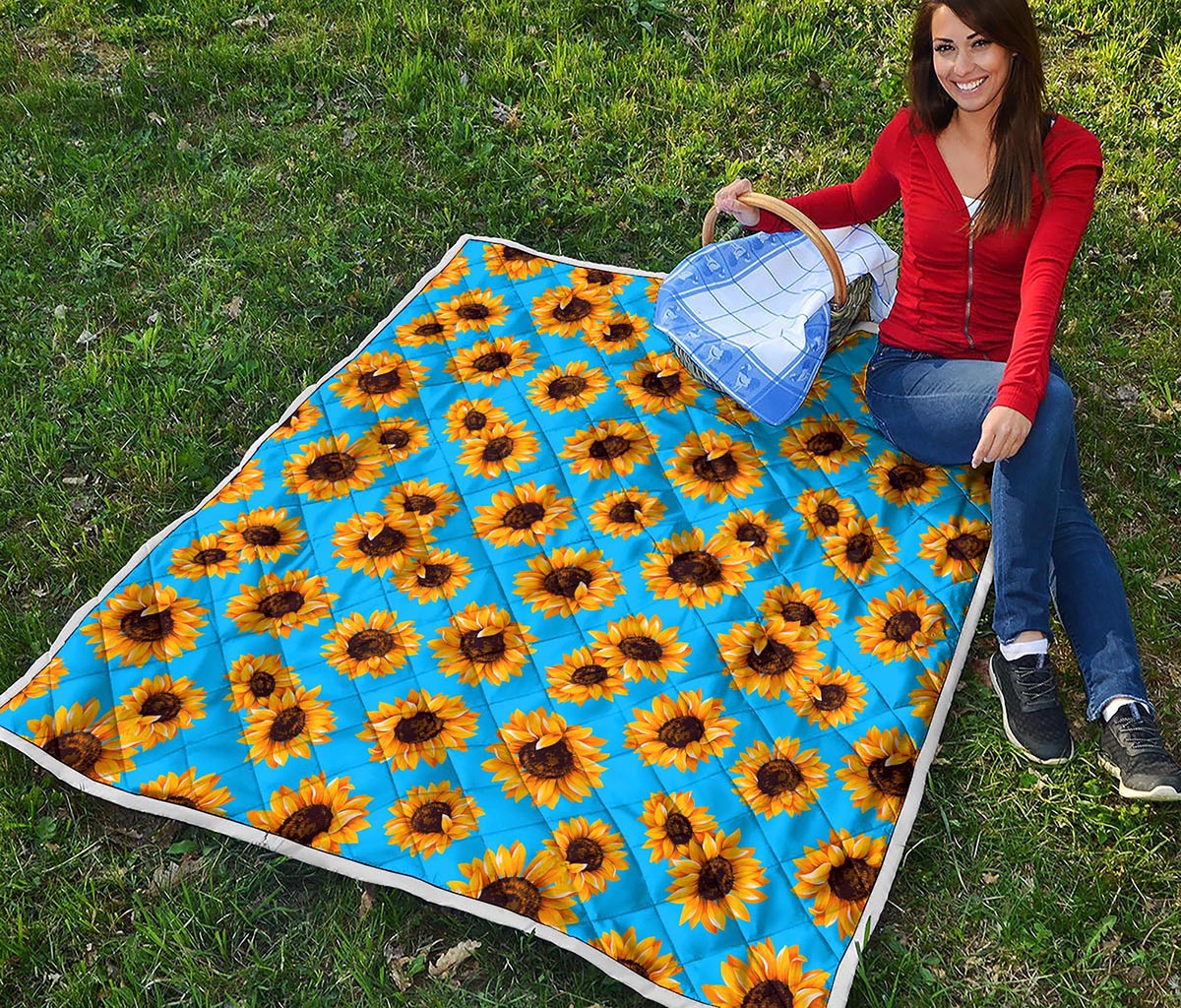 Blue Sunflower Pattern Print Quilt