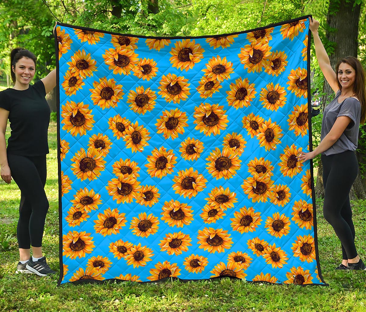 Blue Sunflower Pattern Print Quilt