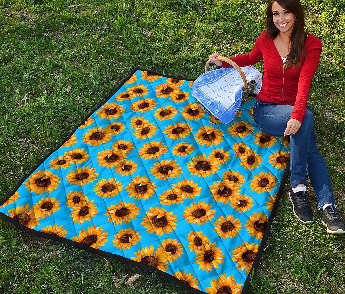 Blue Sunflower Pattern Print Quilt