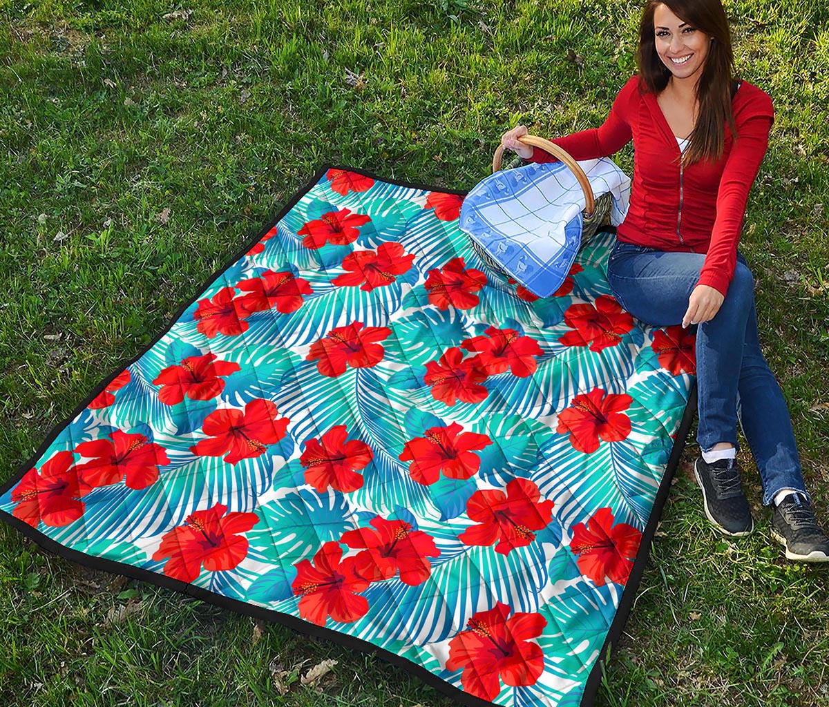 Blue Tropical Hibiscus Pattern Print Quilt