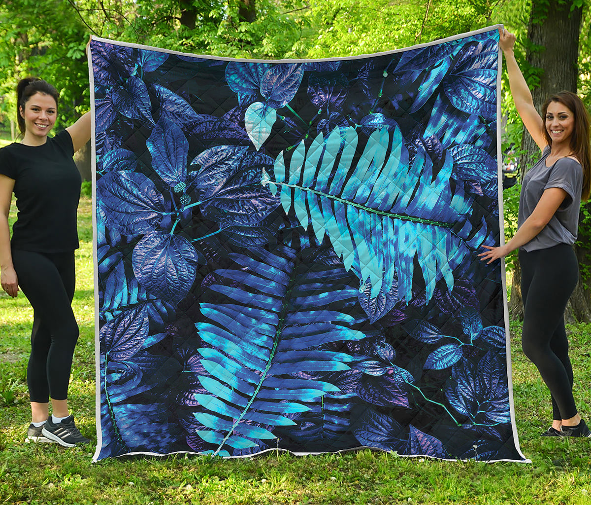 Blue Tropical Leaves Print Quilt