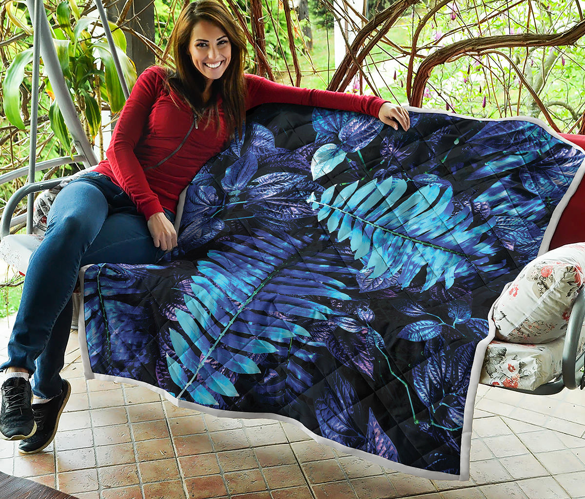 Blue Tropical Leaves Print Quilt