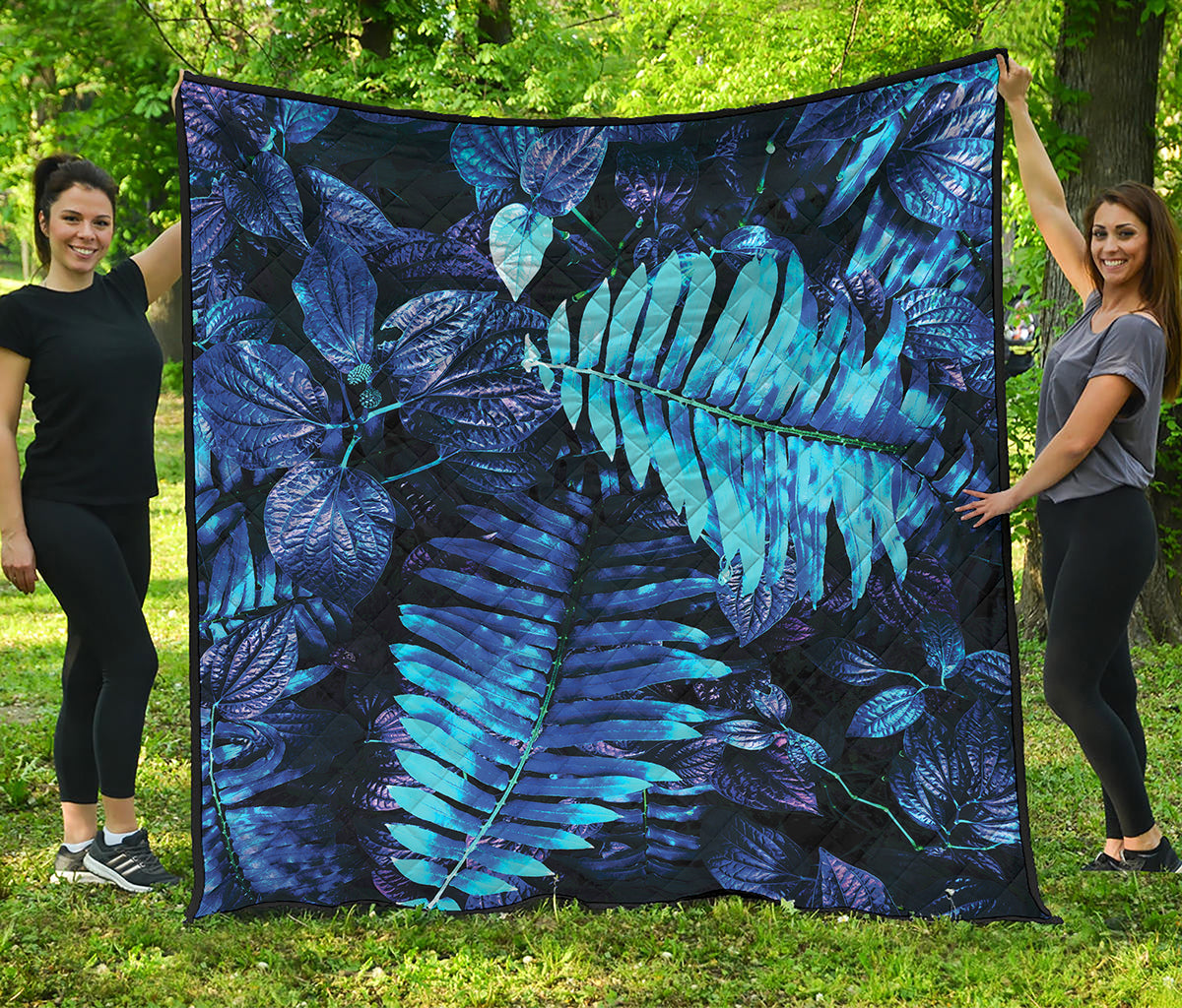 Blue Tropical Leaves Print Quilt