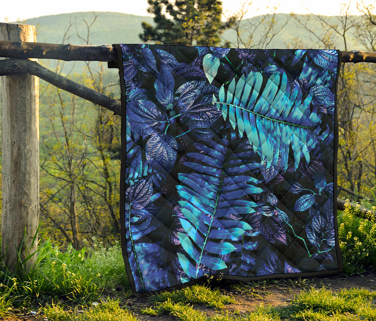Blue Tropical Leaves Print Quilt