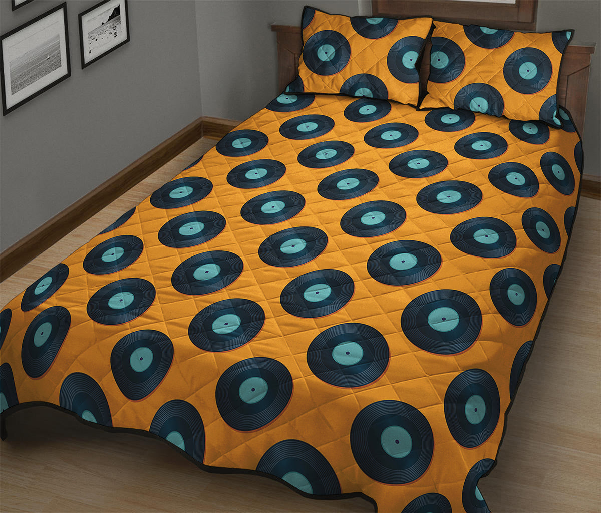 Blue Vinyl Record Pattern Print Quilt Bed Set