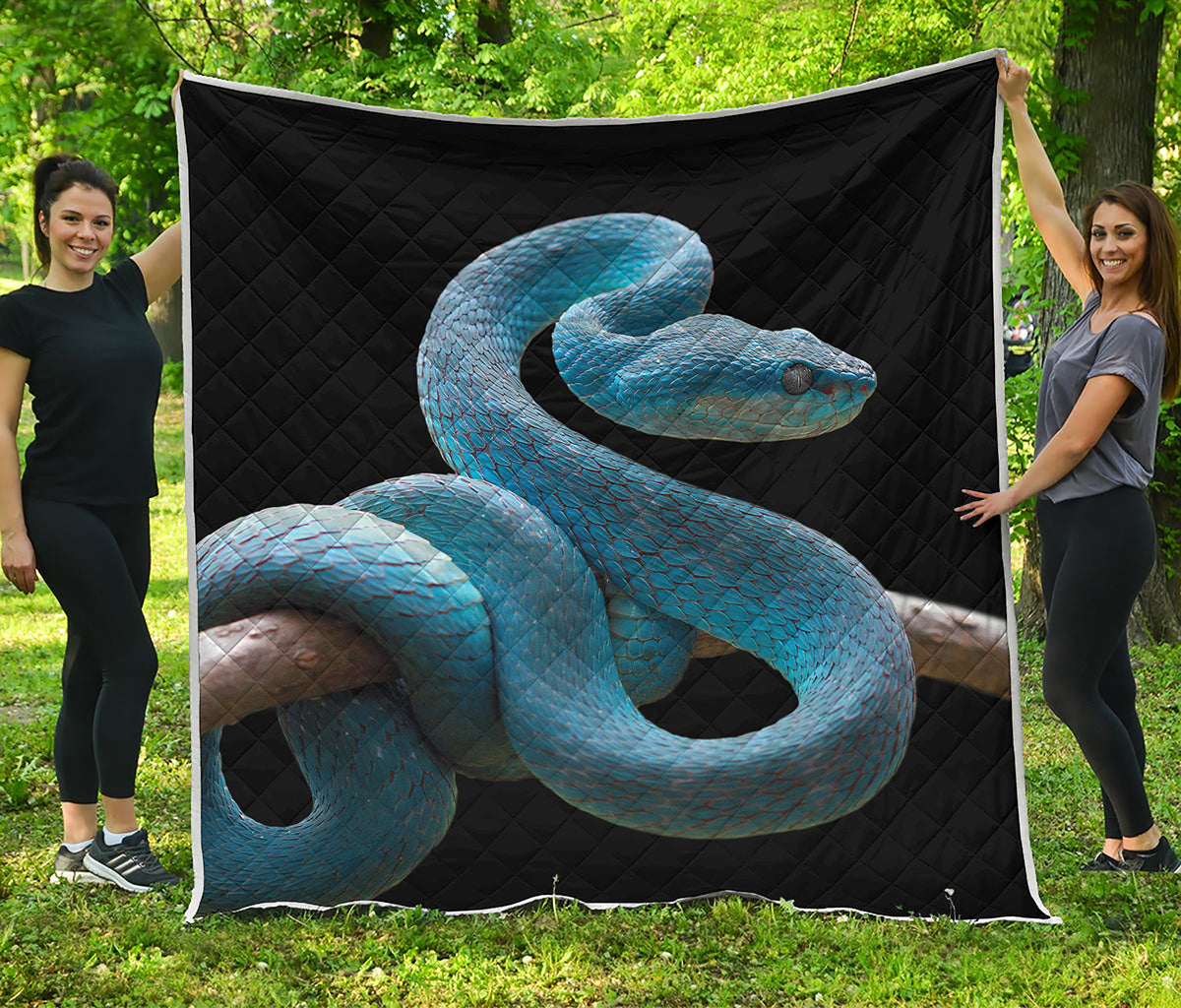 Blue Viper Snake Print Quilt
