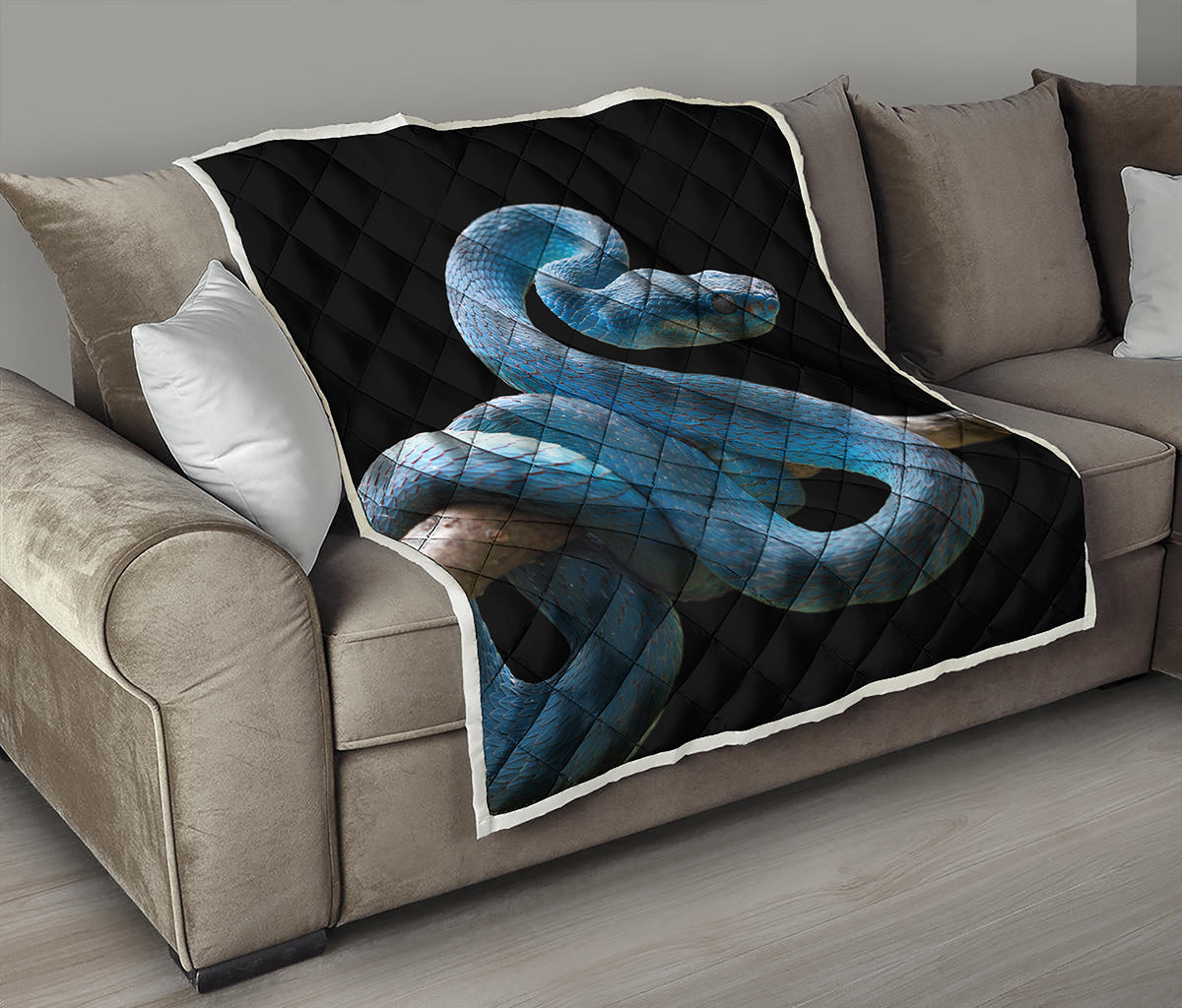 Blue Viper Snake Print Quilt