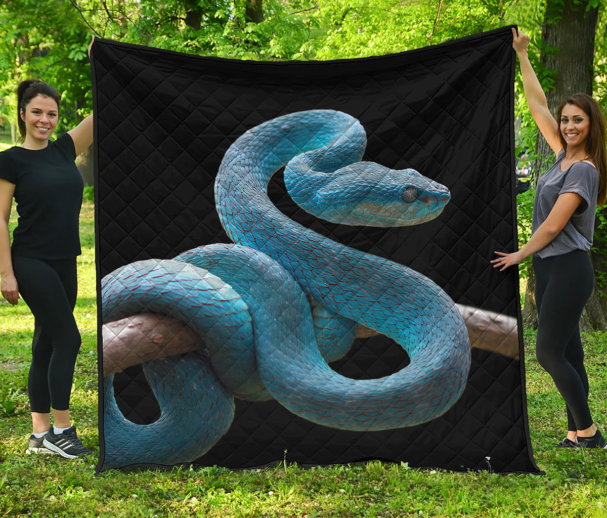 Blue Viper Snake Print Quilt