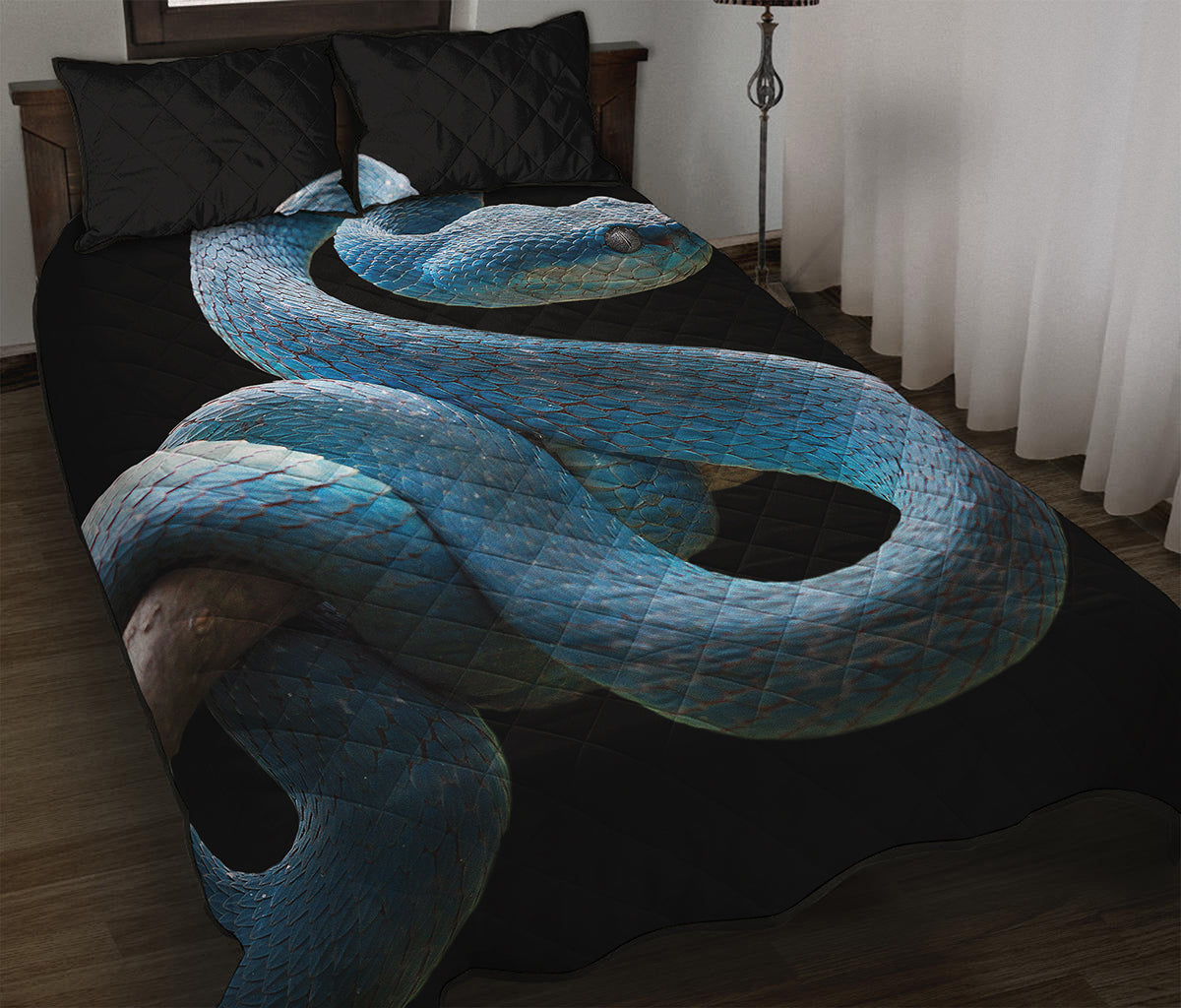 Blue Viper Snake Print Quilt Bed Set