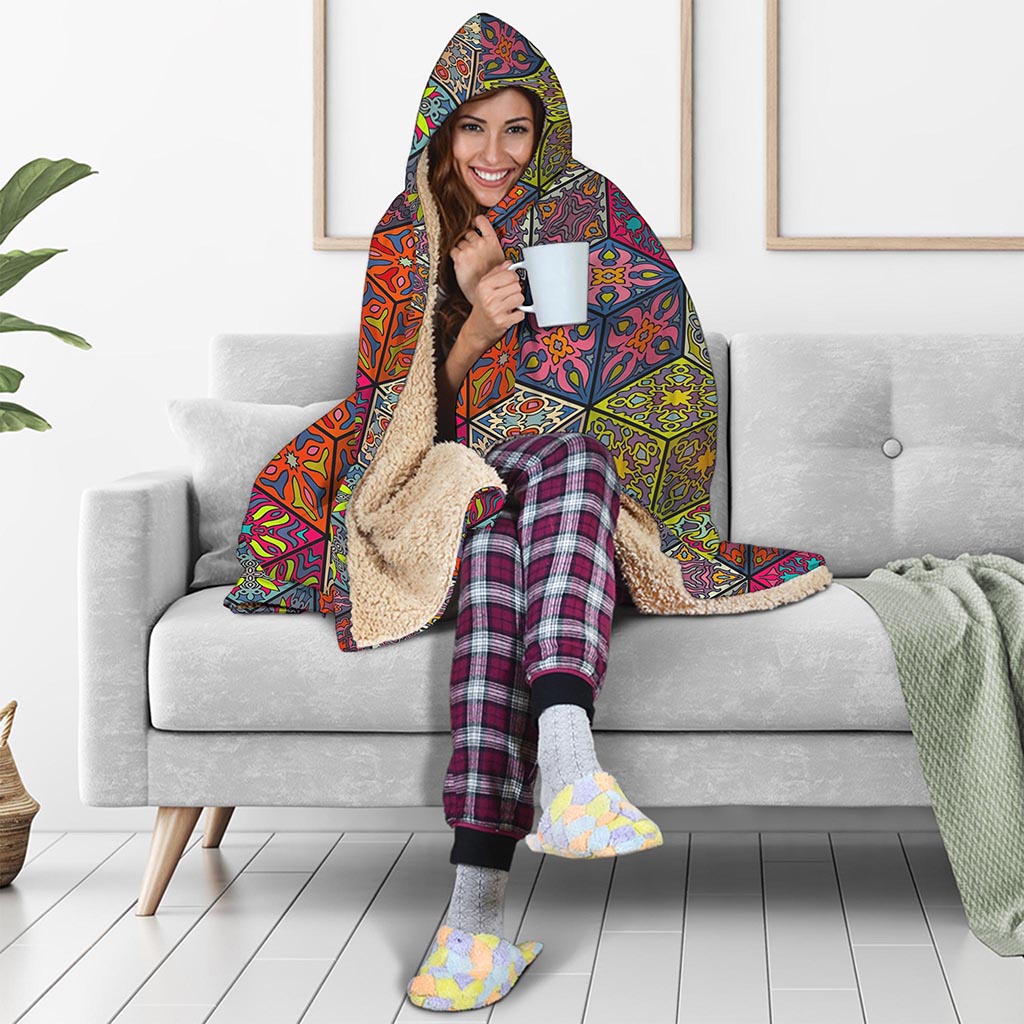Bohemian Indian Box Pattern Print Hooded Blanket