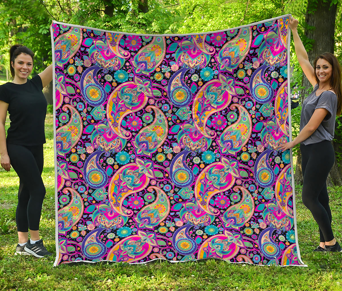 Bohemian Paisley Pattern Print Quilt