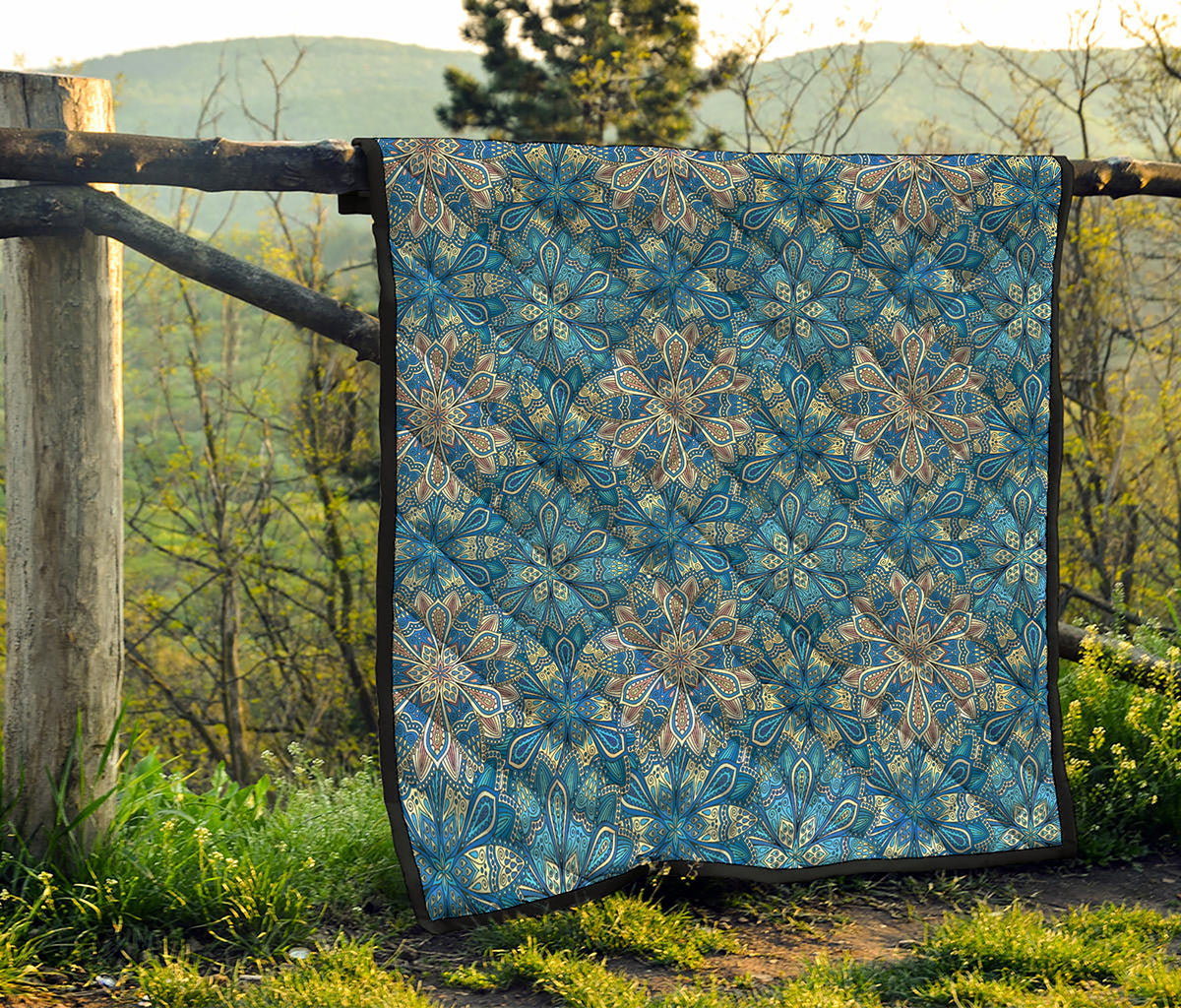 Boho Chic Mandala Floral Print Quilt