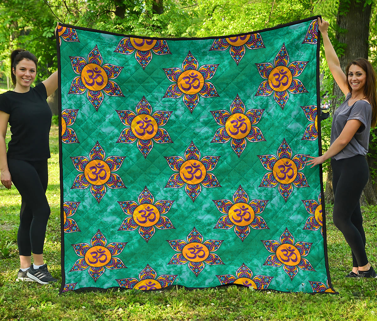 Boho Om Sign Pattern Print Quilt