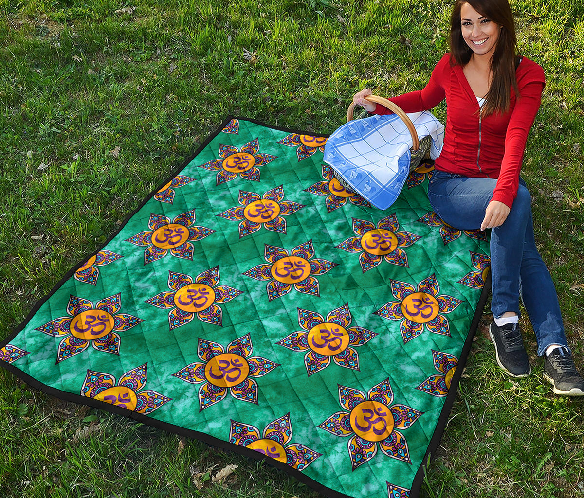 Boho Om Sign Pattern Print Quilt