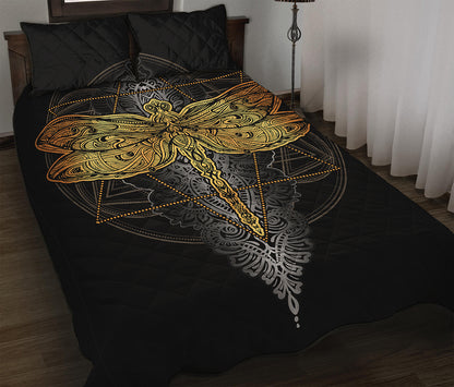 Boho Spiritual Dragonfly Print Quilt Bed Set