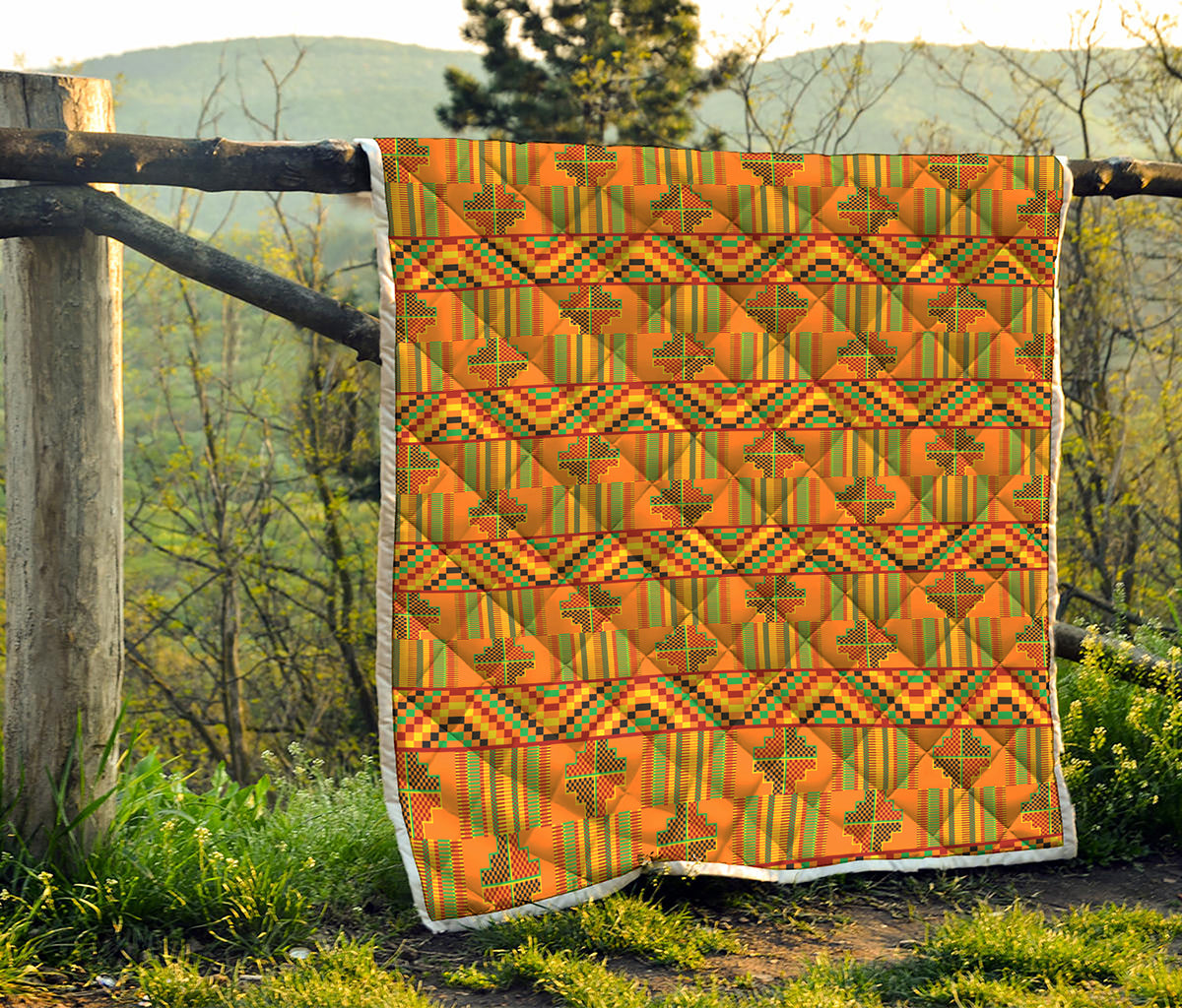 Bonwire Kente Pattern Print Quilt