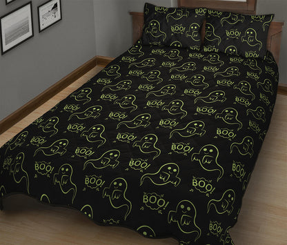 Boo Ghost Pattern Print Quilt Bed Set