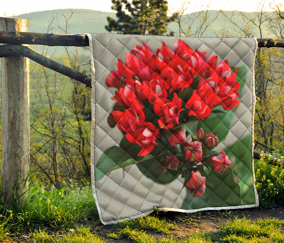 Bouvardia Flower Print Quilt
