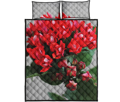 Bouvardia Flower Print Quilt Bed Set