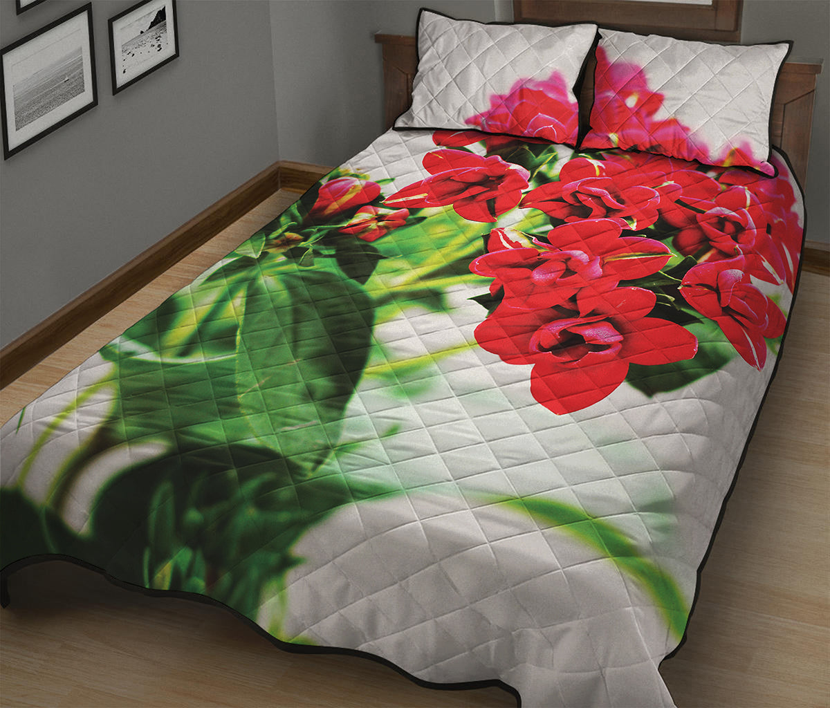 Bouvardia Plant Print Quilt Bed Set