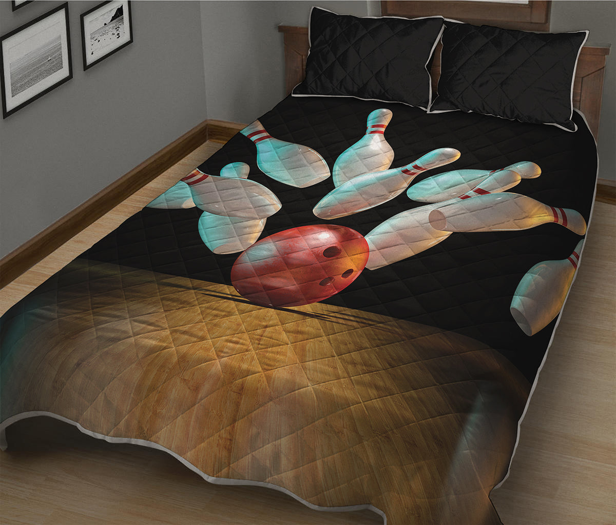 Bowling Strike Print Quilt Bed Set