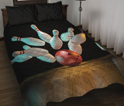 Bowling Strike Print Quilt Bed Set