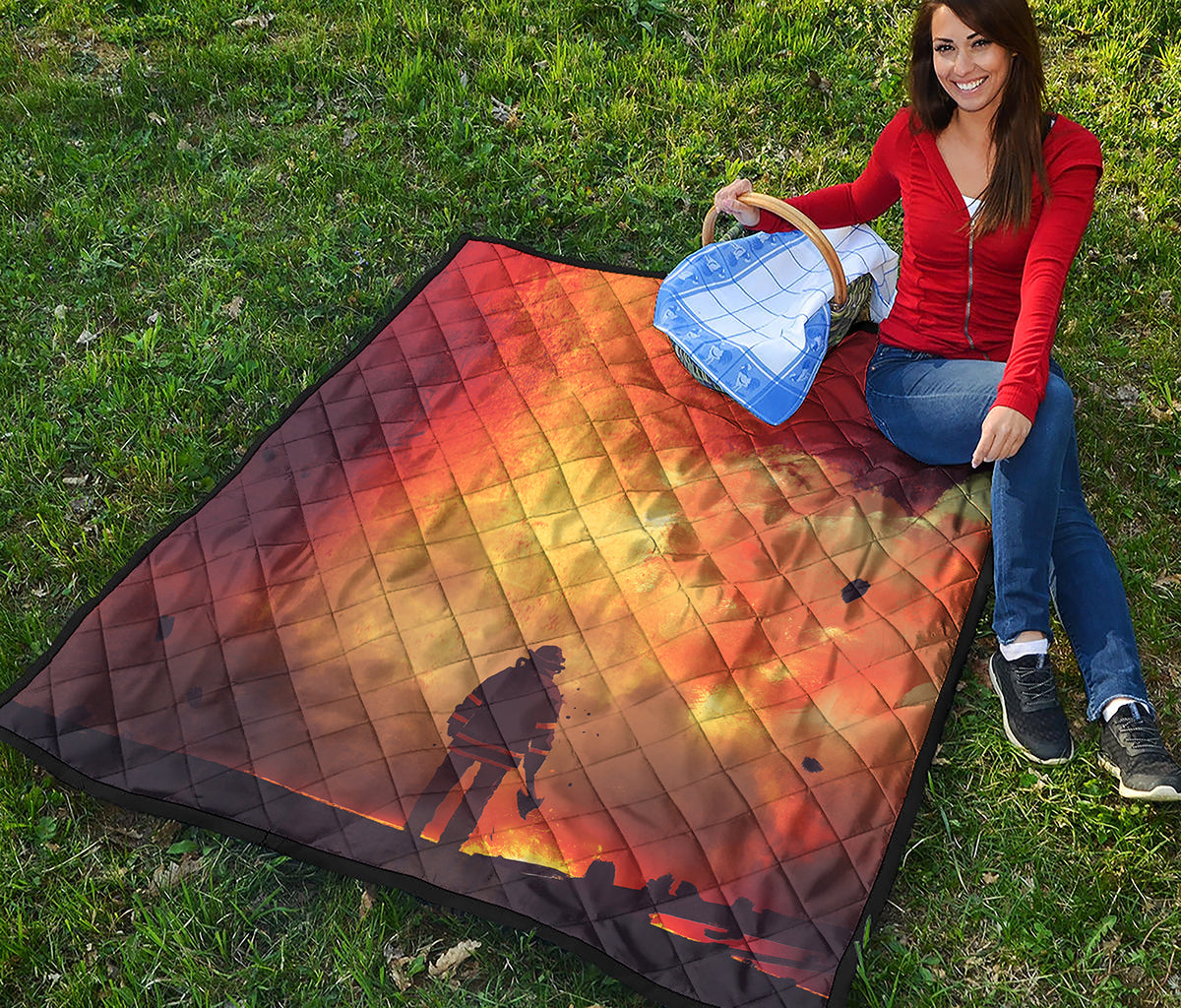 Brave Firefighter With Axe Print Quilt