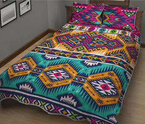 Bright Colors Aztec Pattern Print Quilt Bed Set